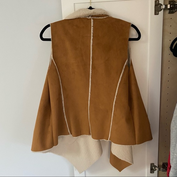 Dolce Cabo Faux Shearling Vest, Size L 🌙 - Picture 6 of 6